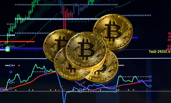 Bitcoin Holds Above Key Support as Traders Watch Next Move